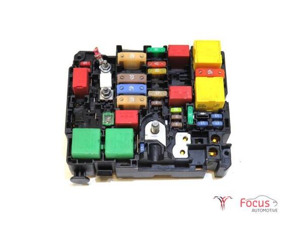 Fuse Box PEUGEOT 208 I (CA_, CC_)