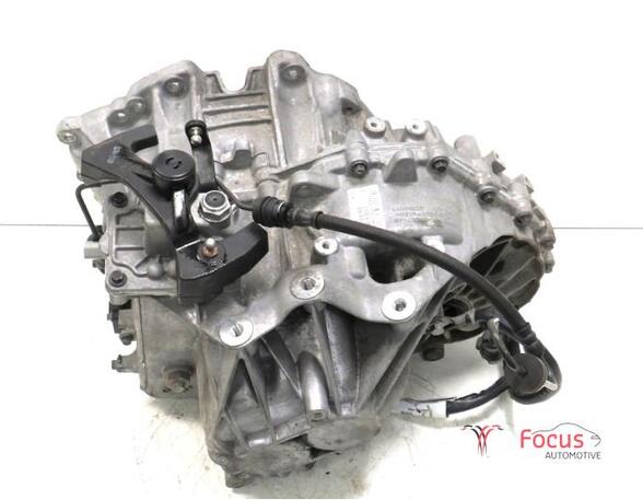 Manual Transmission VOLVO V40 Hatchback (525, 526), VOLVO V40 Cross Country (526)