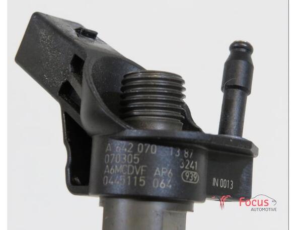 Injector Nozzle MERCEDES-BENZ C-CLASS (W204)