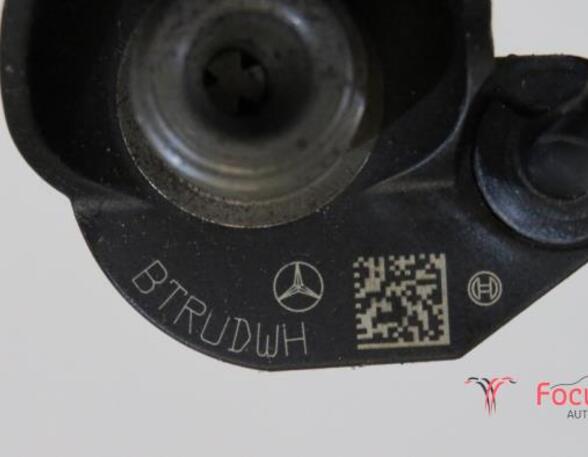 Injector Nozzle MERCEDES-BENZ C-CLASS (W204)