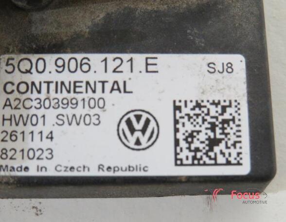 Fuel Pump Relay VW Golf VII (5G1, BE1, BE2, BQ1)