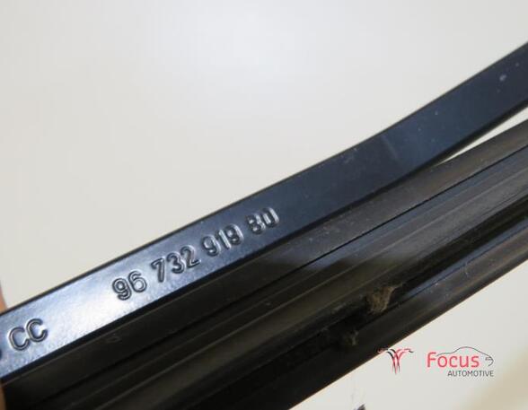 Wiper Arm PEUGEOT 208 I (CA, CC)