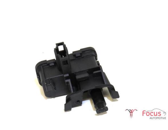 Servomotor for fuel filler flap SEAT LEON (5F1)