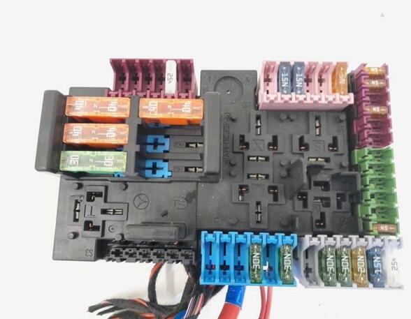 Fuse Box MERCEDES-BENZ C-Klasse T-Model (S205), MERCEDES-BENZ C-Klasse (W205)