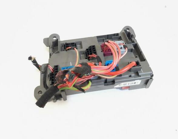 Fuse Box BMW X5 (E70), BMW X6 (E71, E72), BMW X3 (F25)