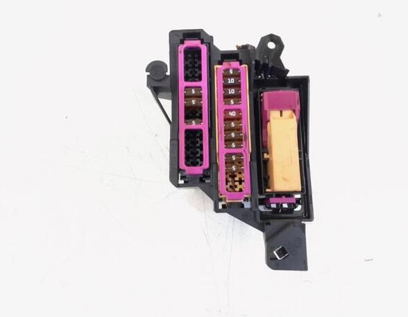 Fuse Box AUDI A4 Allroad (8KH, B8), AUDI A4 Avant (8K5, B8), AUDI A5 Sportback (8TA)