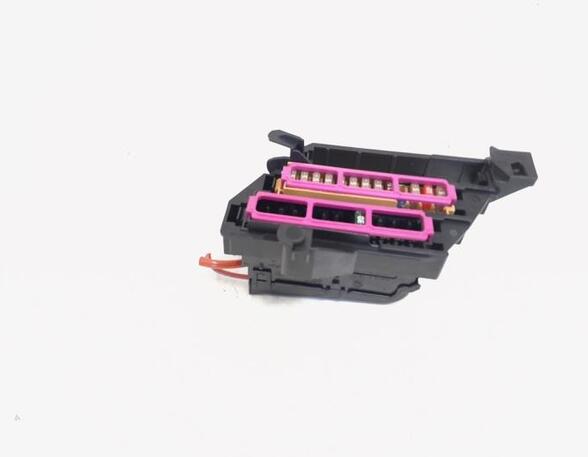 Fuse Box AUDI A1 (8X1, 8XK), AUDI A1 Sportback (8XA, 8XF)