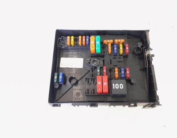 Fuse Box VW SCIROCCO (137, 138), VW TIGUAN (5N_), VW TIGUAN VAN (5N_), VW GOLF V (1K1)