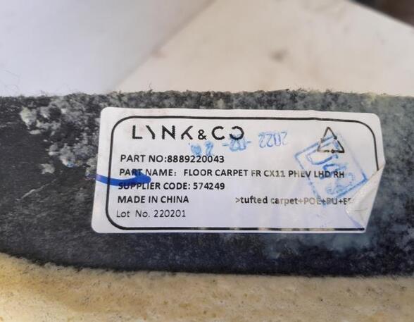 Bodenbelag Lynk & Co 01  8889220043 P21356584