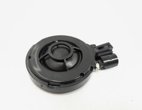 Loudspeaker AUDI Q3 (8UB, 8UG)