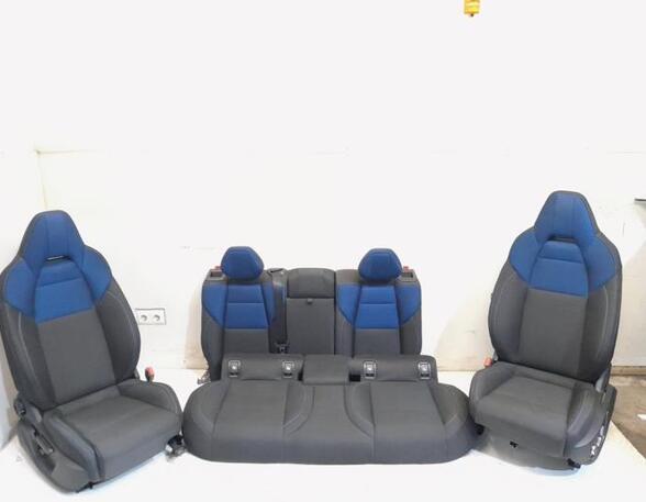 Seats Set LYNK & CO 1