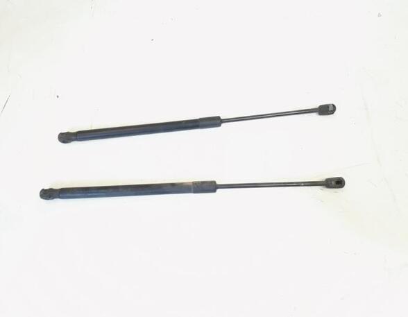 Gas Spring VW Scirocco (137, 138)