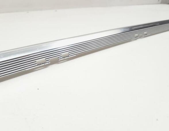 Trim Strip Bumper AUDI A6 Avant (4G5, 4GD), AUDI A7 Sportback (4GA, 4GF), AUDI A6 Allroad (4GH, 4GJ)