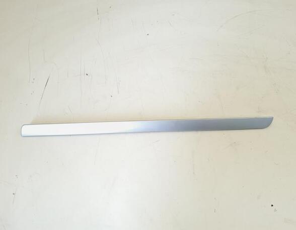 Trim Strip Bumper VW Scirocco (137, 138)