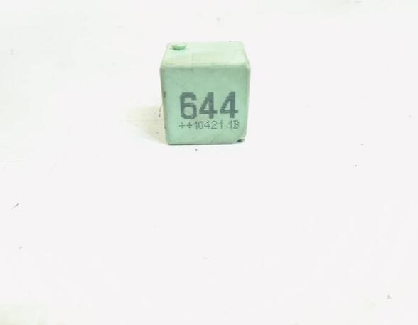 Wash Wipe Interval Relay VW GOLF VI (5K1), VW GOLF VI Van (5K1_), VW GOLF V (1K1), VW GOLF VAN VI Variant (AJ5)