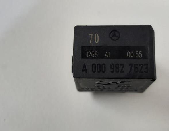 Wash Wipe Interval Relay MERCEDES-BENZ C-CLASS T-Model (S204), MERCEDES-BENZ C-CLASS (W204)