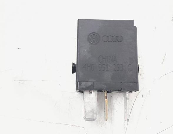 Wash Wipe Interval Relay VW GOLF VII (5G1, BQ1, BE1, BE2)