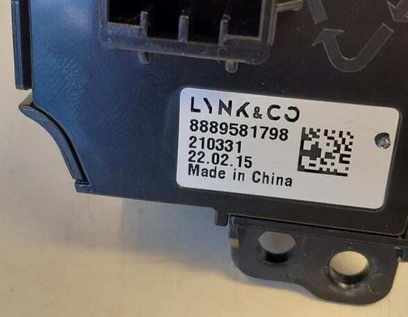 Switch LYNK & CO 1