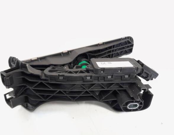 Accelerator pedal VW GOLF V (1K1)