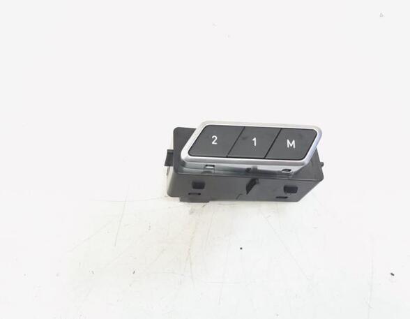 Switch for sead adjustment LYNK & CO 1