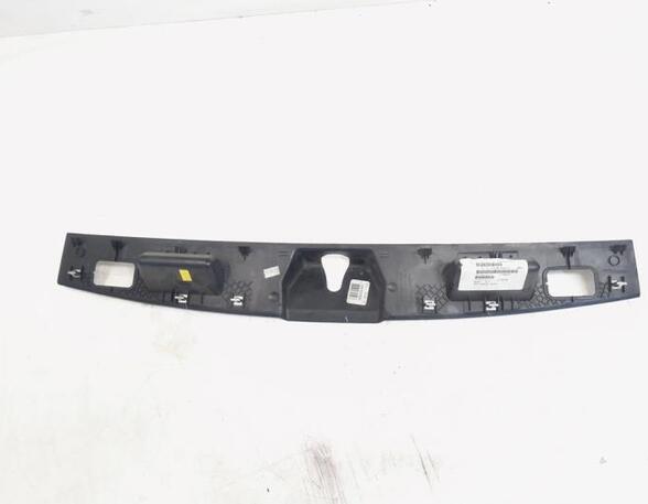 Closing plate MERCEDES-BENZ M-CLASS (W164)