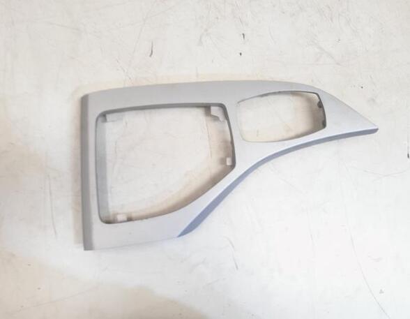 Closing plate BMW X1 (E84)