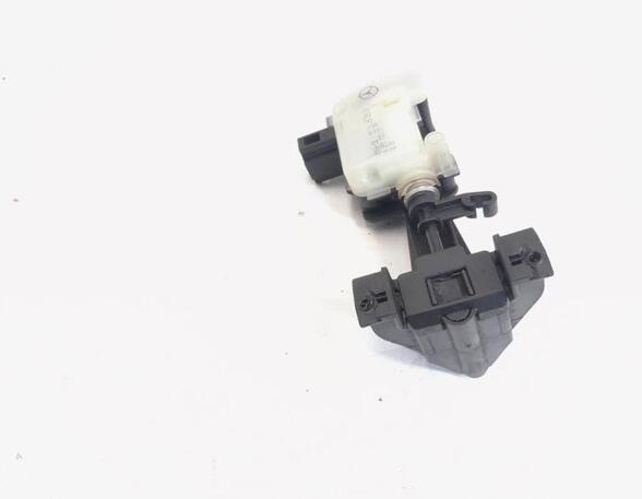 Servomotor for fuel filler flap MERCEDES-BENZ M-CLASS (W164)