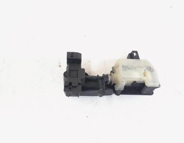 Servomotor for fuel filler flap MERCEDES-BENZ M-CLASS (W164)