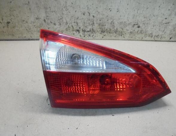 Combination Rearlight FORD FOCUS III Turnier