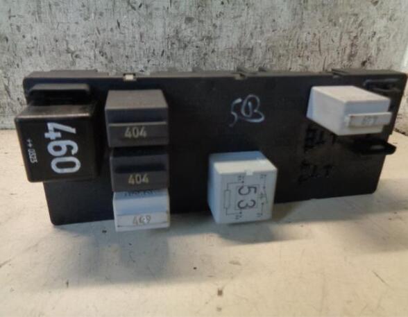 Fuse Box VW TOURAN (1T1, 1T2)