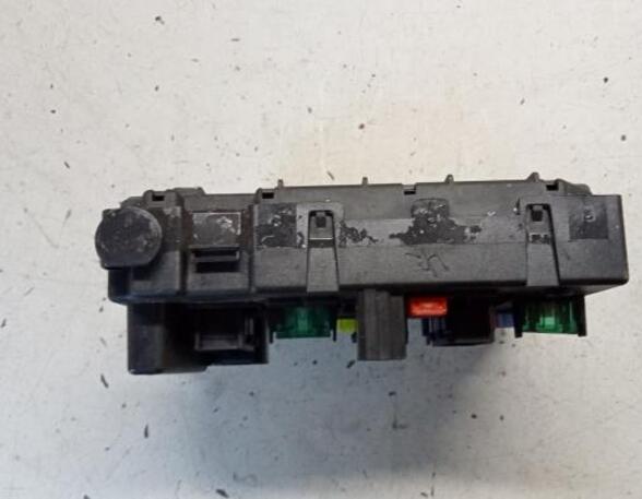 Fuse Box PEUGEOT 206 Hatchback (2A/C), PEUGEOT 206 Saloon