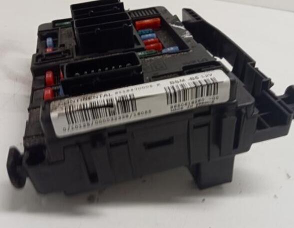 Fuse Box PEUGEOT 206 SW (2E/K)