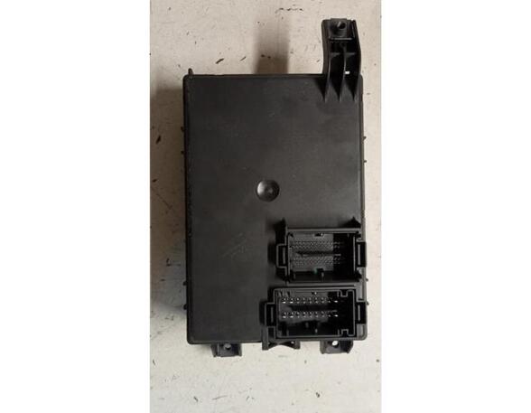 Fuse Box OPEL CORSA D (S07)