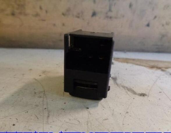 Switch for window winder VW GOLF IV (1J1)