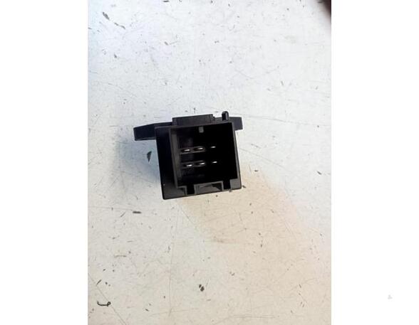 Control unit for seat heating VW TOUAREG (7LA, 7L6, 7L7)