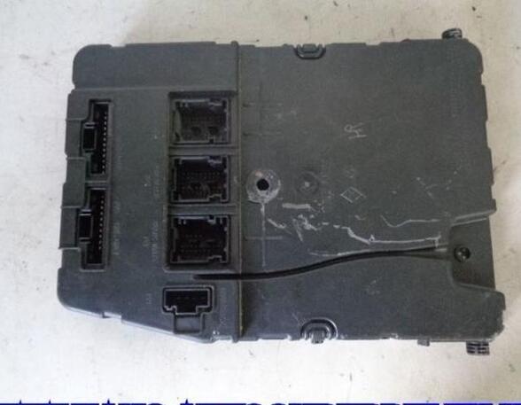 Control unit for door drawing support RENAULT GRAND SCÉNIC II (JM0/1_), RENAULT SCÉNIC II (JM0/1_)