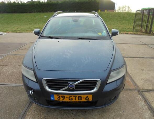 Wing VOLVO V50 (545)