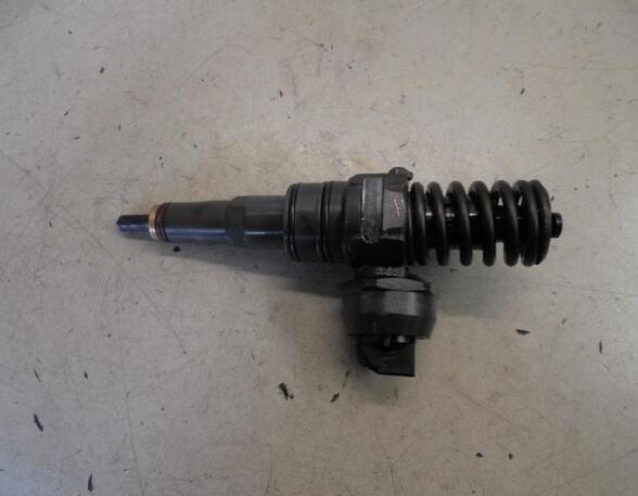 Injector Nozzle PEUGEOT 307 (3A/C), SEAT IBIZA IV (6J5, 6P1), SEAT IBIZA IV SC (6J1, 6P5), SEAT LEON (1P1)