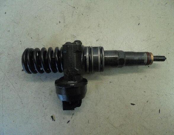 Injector Nozzle PEUGEOT 307 (3A/C), SEAT IBIZA IV (6J5, 6P1), SEAT IBIZA IV SC (6J1, 6P5), SEAT LEON (1P1)