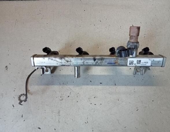 Petrol Fuel Rail OPEL CORSA E (X15)