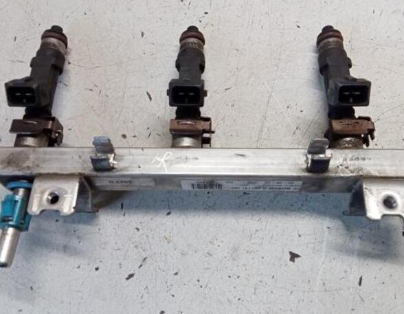 Petrol Fuel Rail OPEL AGILA (A) (H00)