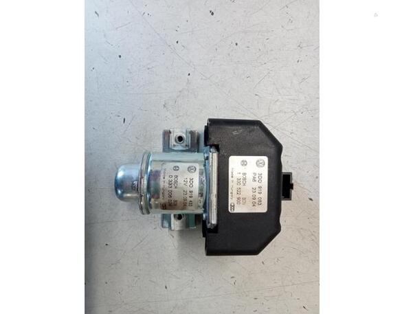 Wash Wipe Interval Relay VW TOUAREG (7LA, 7L6, 7L7)