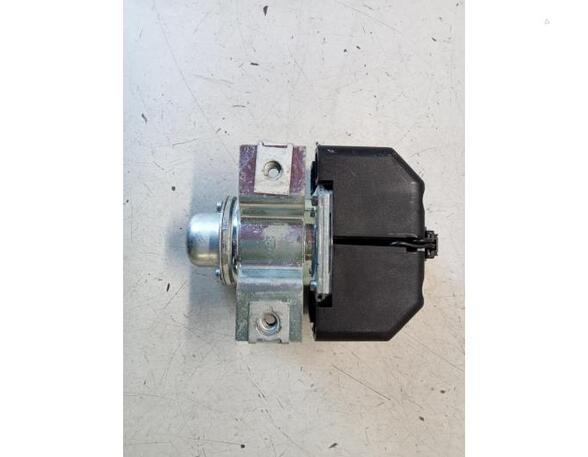 Wash Wipe Interval Relay VW TOUAREG (7LA, 7L6, 7L7)