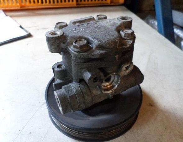 Power steering pump VW PASSAT Variant (3B5)