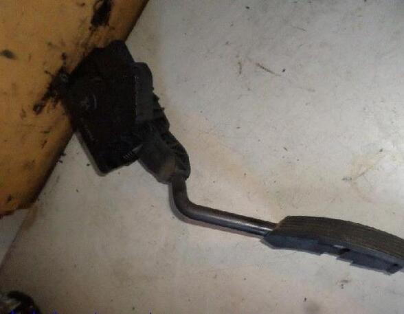 Accelerator pedal OPEL CORSA D (S07)