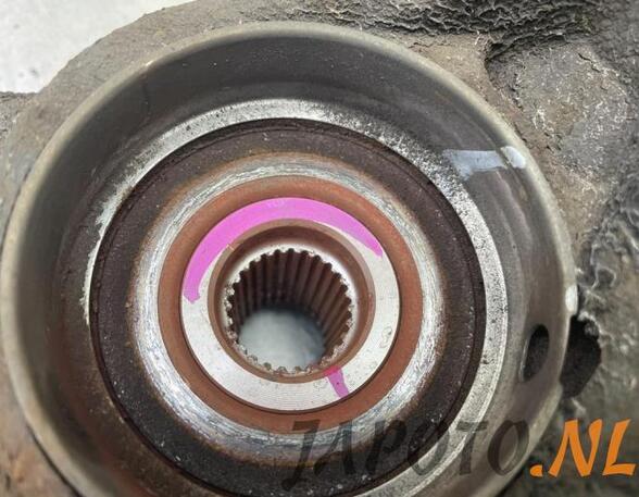 Wheel Hub TOYOTA PREVIA (_R3_)