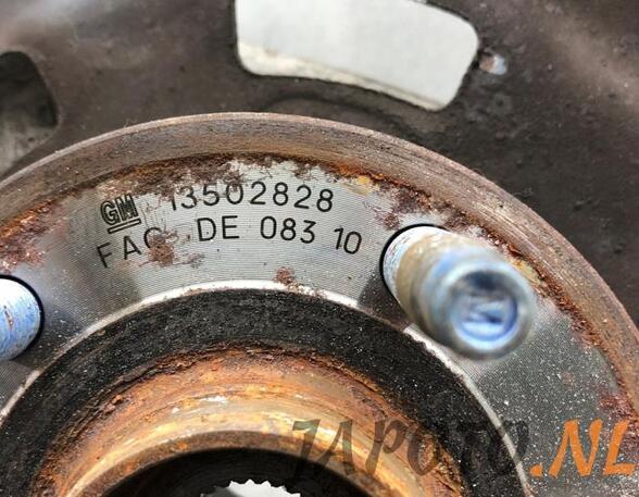 Wheel Hub CHEVROLET CRUZE (J300)