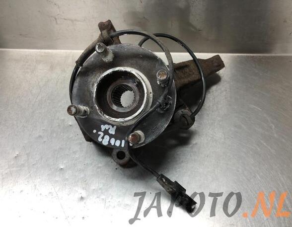 Wheel Hub NISSAN MICRA IV (K13_)