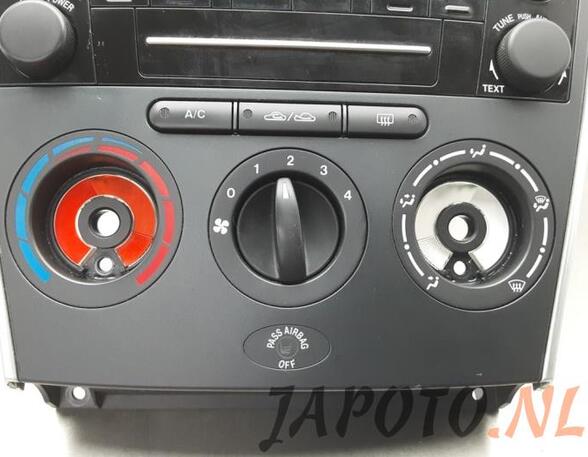 
Radio CD Spieler von einem Mazda 6.
