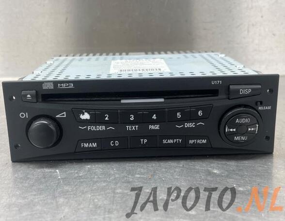 
Radio CD Spieler von einem Mitsubishi Grandis
